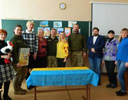Колектив Кремінської школи – гімназії провів зустріч за «круглим» столом з учасниками Революції Гідності. 