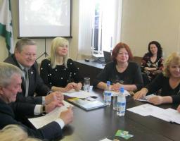 У Кремінній пройшла обласна нарада "Можливості та перспективи розвитку туризму у Луганській області". 