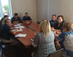 Стан підготовки об’єктів житлово-комунального господарства та соціальної сфери району до нового опалювального сезону в черговий раз обговорювався на засіданні районного оперативного штабу. 