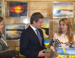 18 жовтня 2018 року в кулуарах Верховної Ради України пройшла презентація виставки художніх робіт “Україна очима дітей АТО”. 