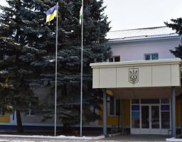 На виконання рішення Ради оборони Луганської області підписані протокольні доручення голови Кремінської РДА. 