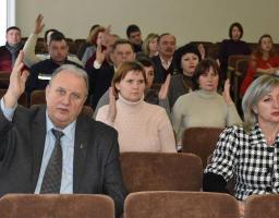 На позачерговій сесії райради прийнято рішення про створення некомерційного підприємства «Центр первинної медико – санітарної допомоги». 