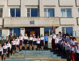 Проектом перспективного плану розвитку територій Кремінського району на 2019-2021 роки передбачено створення на Кремінщині ще одного опорного навчального закладу на базі Кремінської ЗОШ № 4. 
