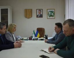 В райдержадміністрації пройшла зустріч керівництва району із нардепом Віталієм Курило. 