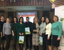 У Кремінній пройшов навчальний семінар «Розвиток дитячо-юнацького туризму та краєзнавства». 