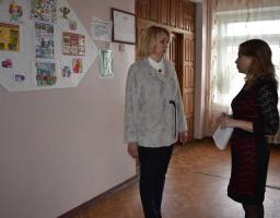 Голова райдержадміністрації Наталя Чехута із робочим візитом відвідала районну дитячу художню школу.