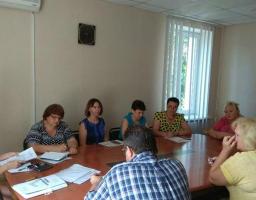 Питання погашення заборгованості із виплати заробітної плати розглянуто сьогодні в райдержадміністрації 