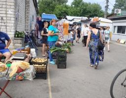 Найдорожчими продуктами  в районі залишаються сало та м'ясо