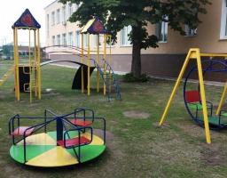 Для учнів початкової школи  міських закладів освіти планується встановити спортивно – ігрові майданчики