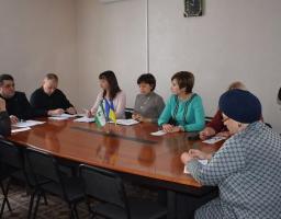 4 грудня в. о. голови райдержадміністрації Володимир Позняк провів чергове засідання комісії з питань захисту прав дитини.