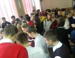 На минулому тижні на базі Кремінської школи-гімназії відбувся молодіжний форум «Природничі науки», який став непересічною подією для освітянської Кремінщини.