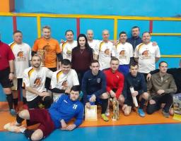 25-26 січня у Кремінній відбувся відкритий Кубок Кремінського району з міні - футболу серед команд підприємств, установ, організацій, колективів фізичної культури.