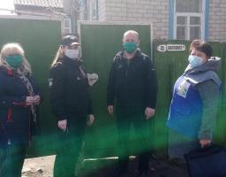 Не зважаючи на карантин, проблема захисту дітей залишається на постійному  контролі соціальних служб та поліції