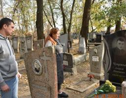 У День захисника України, 14 жовтня, ми вшановуємо героїв різних епох та  захисників України у її новітній історії