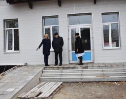 Тривають роботи по капітальному ремонту будівлі інфекційного відділення районної лікарні