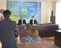В райдержадміністрації поновлено проведення апаратних нарад