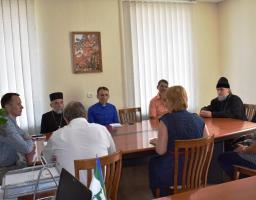 Представники релігійних спільнот спільно із керівниками району обговорили поточну ситуацію