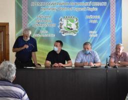 Голова райдержадміністрації Олег Клименчуков зустрівся з активом Кремінської міської організації ветеранів-шахтарів