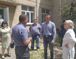 Олег Клименчуков: Капітальний ремонт  віконних блоків та дверей будівлі Красноріченської загальноосвітньої школи має бути завершений у тритижневий термін