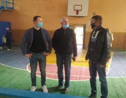 За рахунок районного бюджету планується провести  частковий ремонт у Новомикільській школі