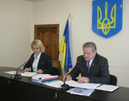 Голова райдержадміністрації Наталя Чехута взяла участь у засіданні позачергової сесії районної ради.