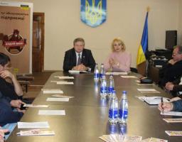 В райдержадмінстрації пройшло засідання Ради промисловців та підприємців Кремінського району 