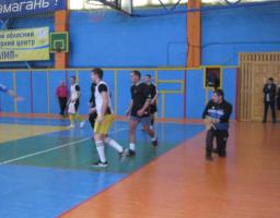 Запрошуємо шанувальників футболу підтримати своїх улюбленців