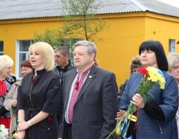 Кремінщина гостинно зустрічає групу письменників - делегатів Міжнародного Шевченківського свята «В сім’ї вольній новій…».